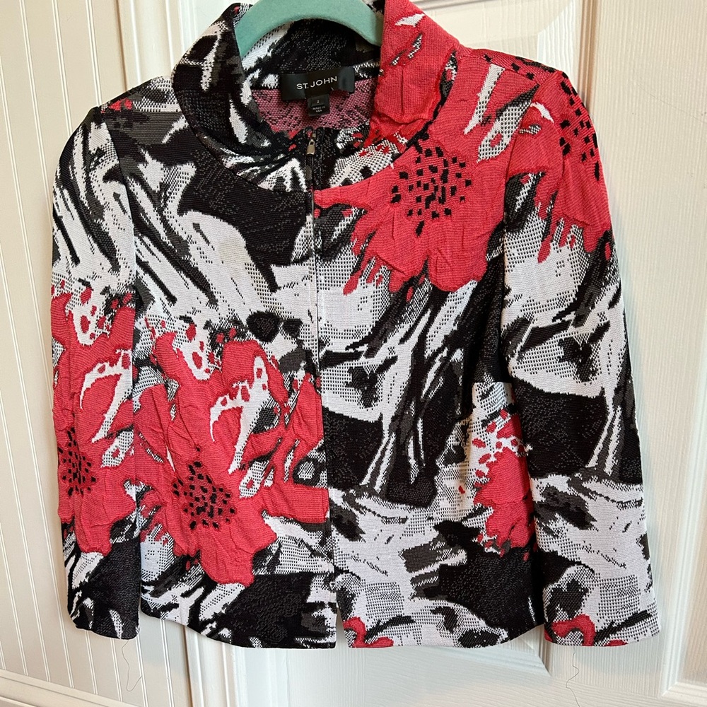 ST JOHN CROP JACKET/TOP NWT